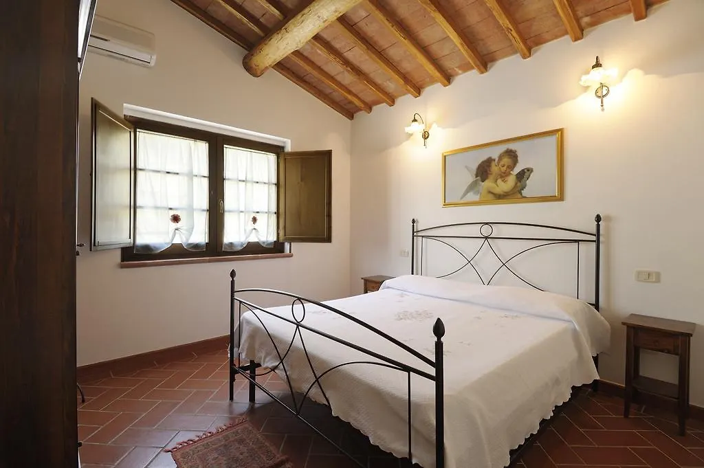 Le Capannacce Villa Cinigiano Çiftlik konaklama