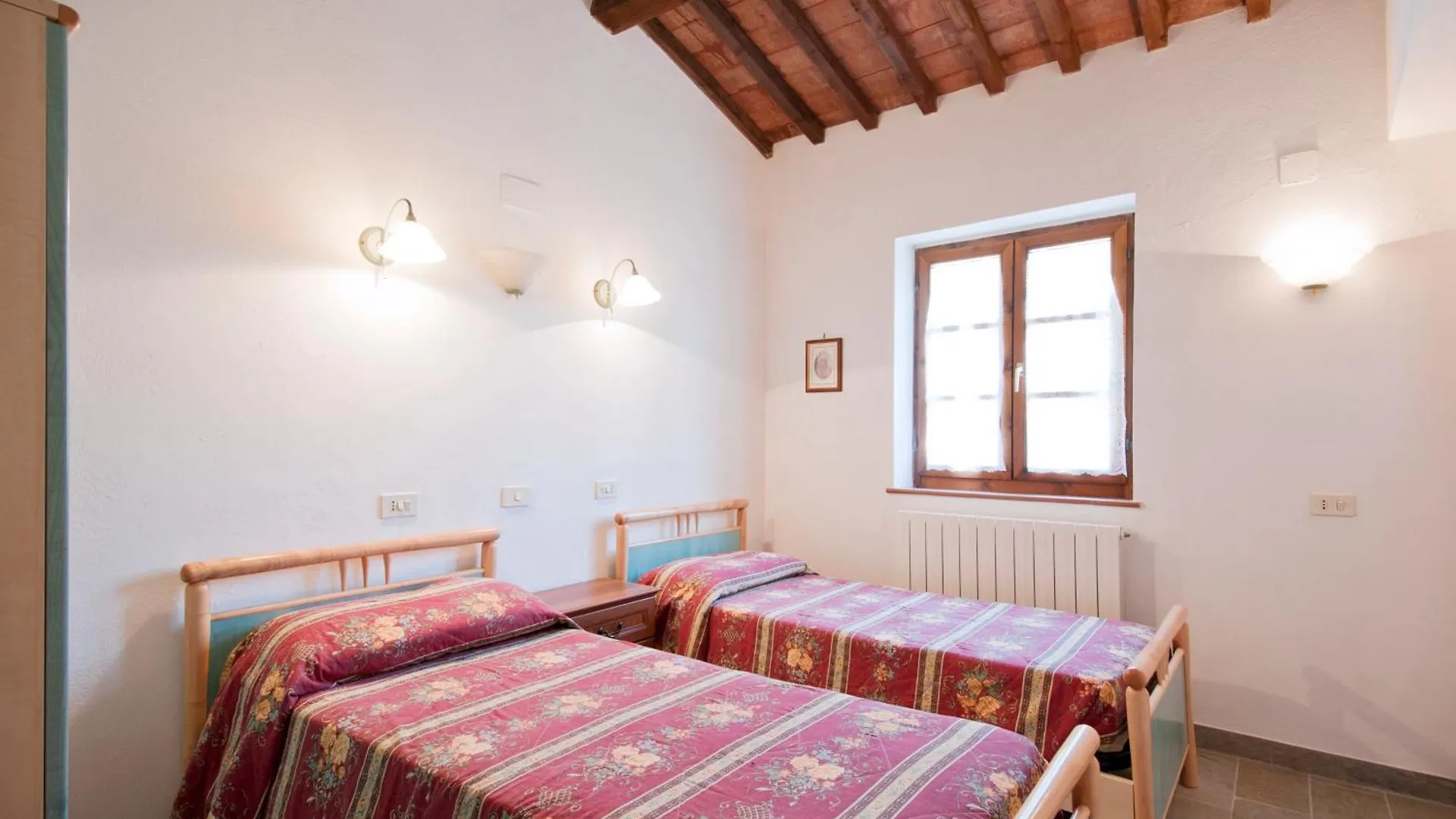 Le Capannacce Villa Cinigiano 0*,